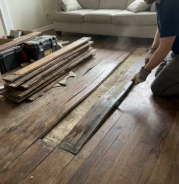 Why Peculiar Homeowners Choose Peculiar Restoration Pro for Water Damage Floor Repair?